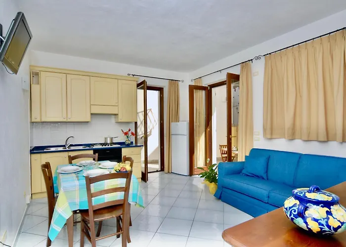 Apartmán Maloon - 450m From The *