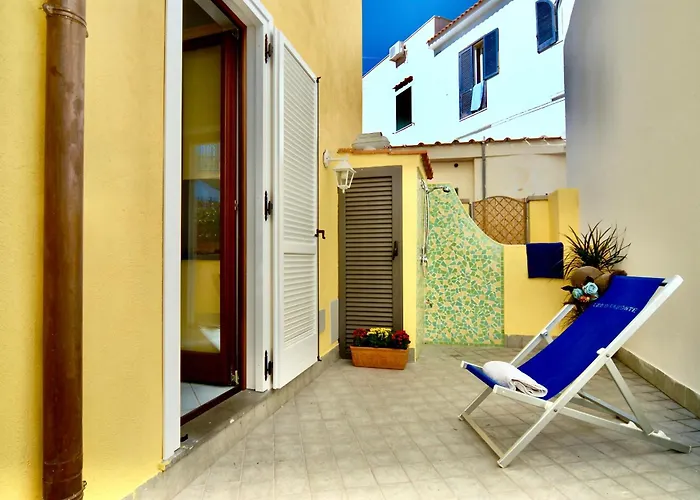 Maloon - 450m From The * Ischia